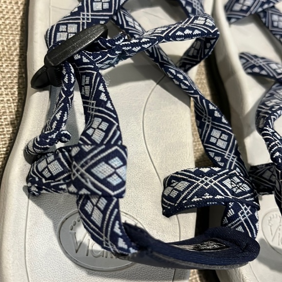 Viakix Women's Walking Comfort Sandals S 10- Excellent Cushioning and Condition! - Picture 8 of 9